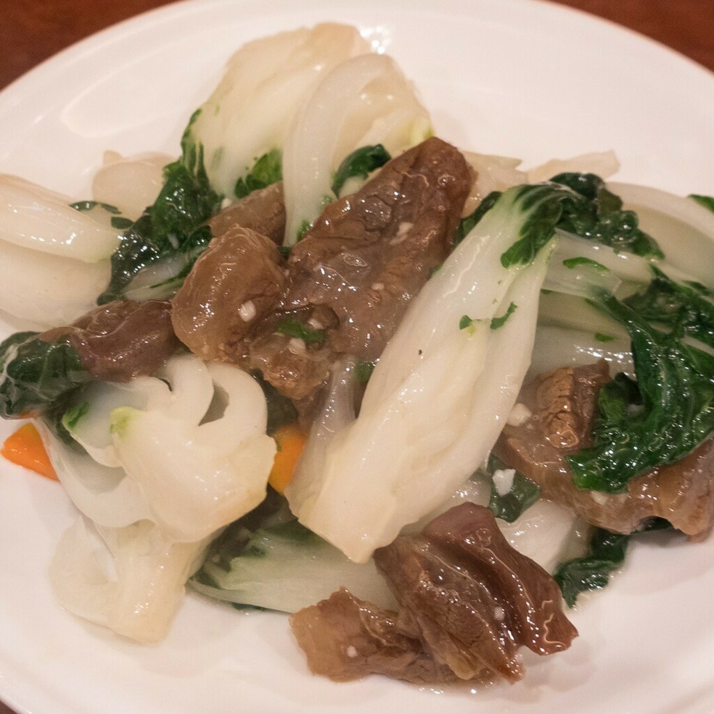 merita_goodboy's tweet photo. #chinesefood #stirfried #pakchoy with #driedmeat #Naetsubisyoku #chinatown #Yokohama #Japan #小白菜( #パクチョイ )と 干し肉 ( #腊肉 , ラーロウ) の炒め #南粤美食 #横浜中華街 #横浜 #中華街 #中華料理 #foodstagram https://t.co/Ftjzu1Eshq https://t.co/aOk74NisTf