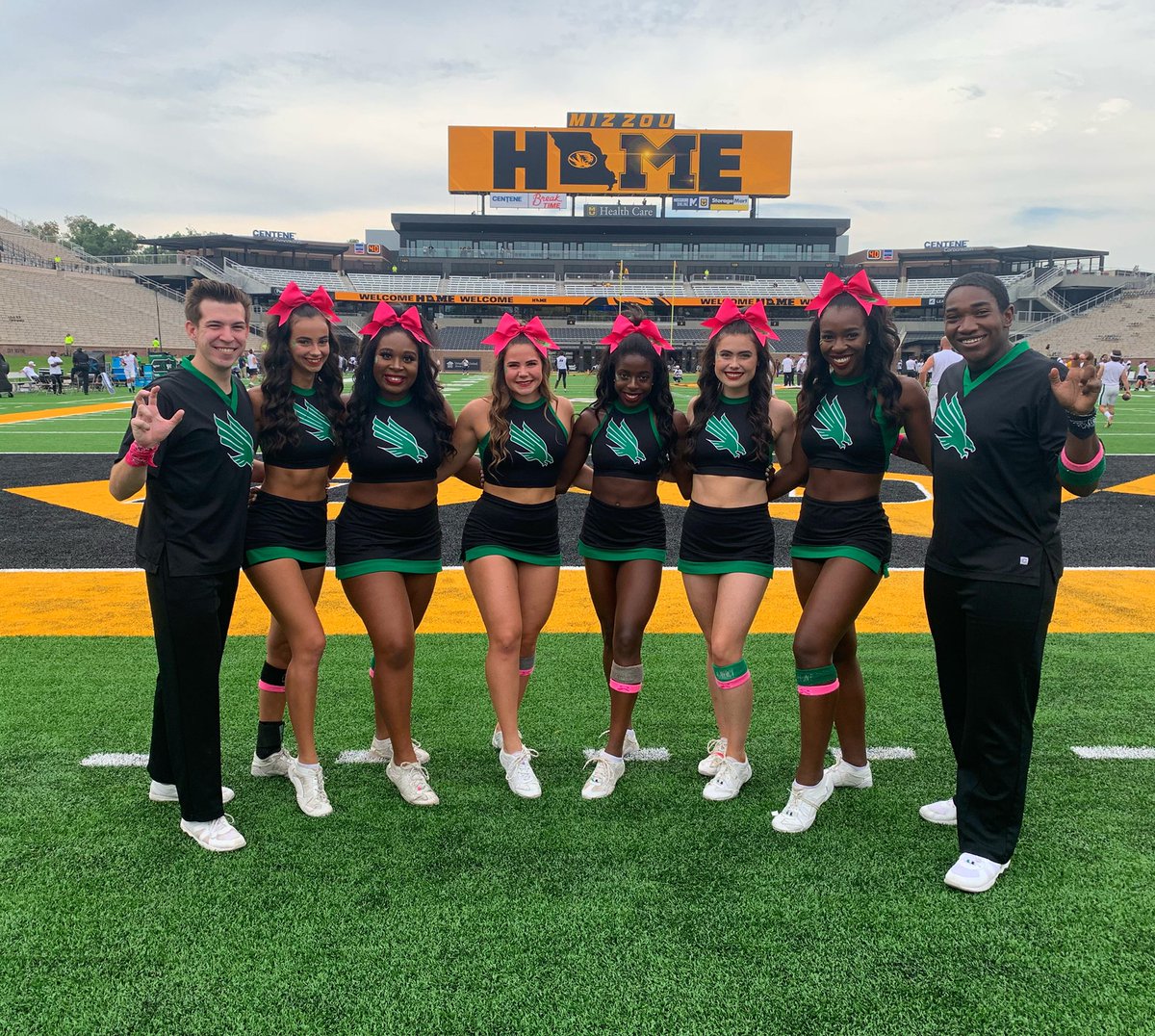 Northtxcheer's tweet photo. win or lose, we’ll always be cheering on the Mean Green!! #gmg https://t.co/O5zfOTq9Fv
