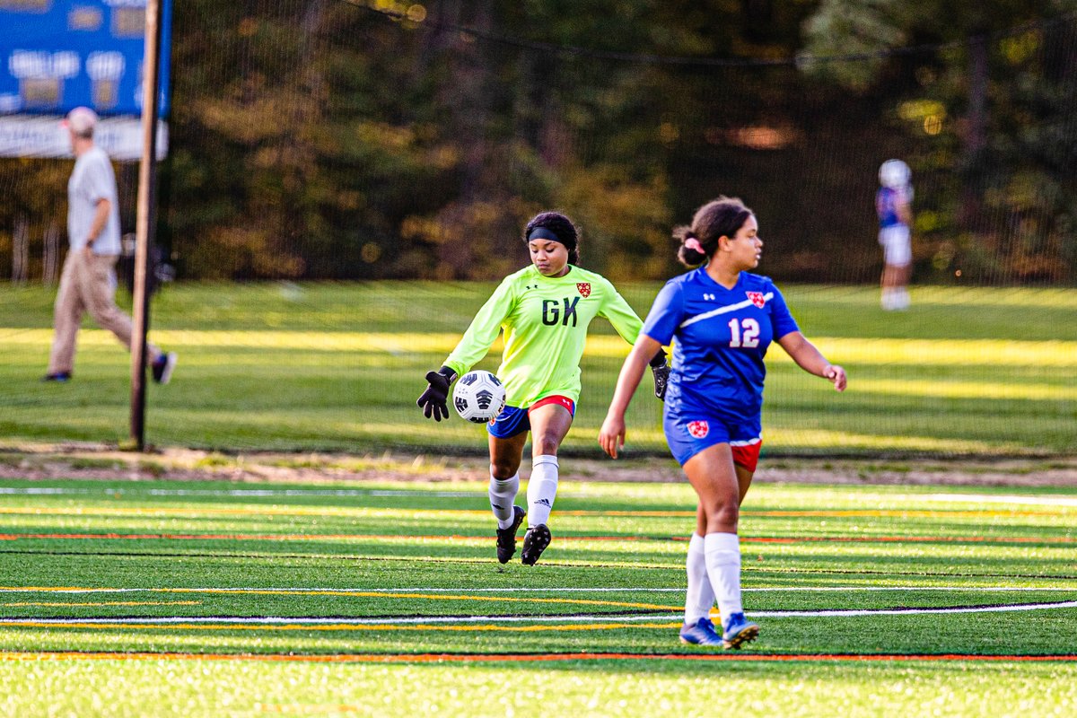 HoldernessHoops's tweet photo. @HoldernessHoops athletes make big contributions on the fields as well as the bball court.  @rachelmstorey  played tough at center mid and @AndreaTurner11_ earned a Shutout in Goal for the Girls' Varsity Soccer Team on KUA Day!
#multisportathletes
@TeamHolderness
@HoldernessToday https://t.co/gfA1i8MXtg