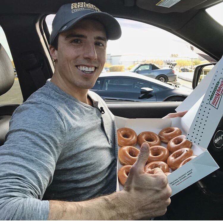 HelenArgiro's tweet photo. @GoldenKnights Donuts? https://t.co/8EBa7BS5HP