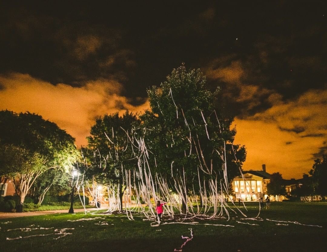 WakeForest's tweet image. Meanwhile, back on the Quad. 🎩 #GoDeacs

📸 Sophie VanZandt