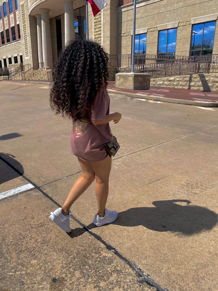 Abyxo's tweet photo. Just a lil hair appreciation post https://t.co/4MzOSPDCx3