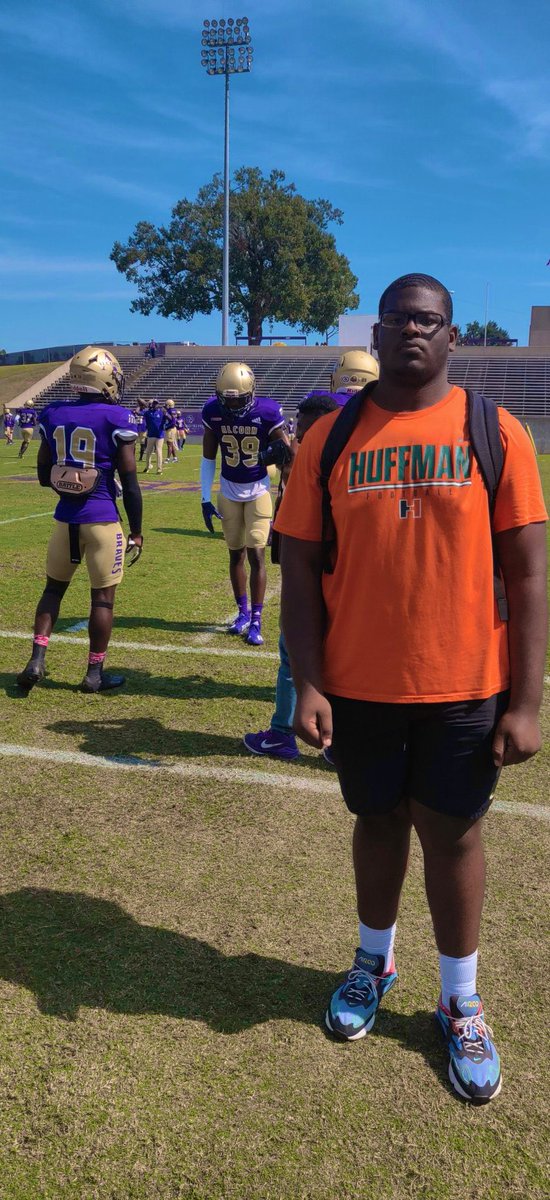 HolderDenzel's tweet photo. I Had A Great Time at Alcorn State 
@CoachBusz 
@ALCORN_COACHJP 
@CoachLanePowell 
@CoachWratten 
@HuffmanFBALL @coach_smith67 @CoachL__ @CoachMarlonBush @AL6AFootball https://t.co/y85rG8urcU