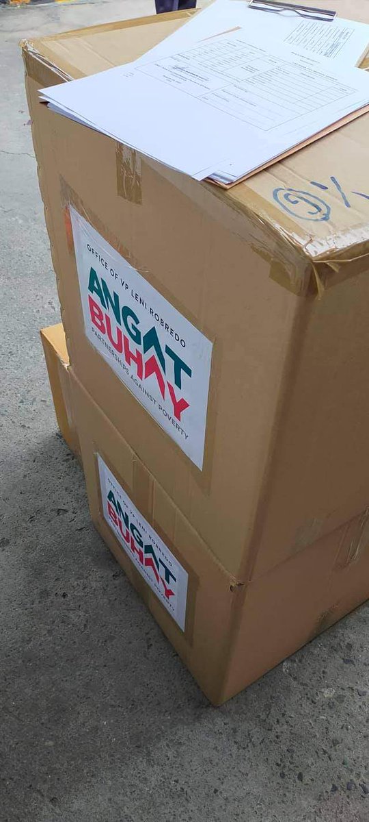 Tatlong beses tumogon sa aming Hospital upang magpadala ng tulong pang Medical supplies. 🙏💗 Kaya ngayon, Babawi kami para sa iyo. Para sa mahihirap. Para sa mga inaapi. At higit sa lahat para sa INANG BAYAN. 💙💛♥️💗

Maraming salamat <a href="/lenirobredo/">Leni Robredo</a>