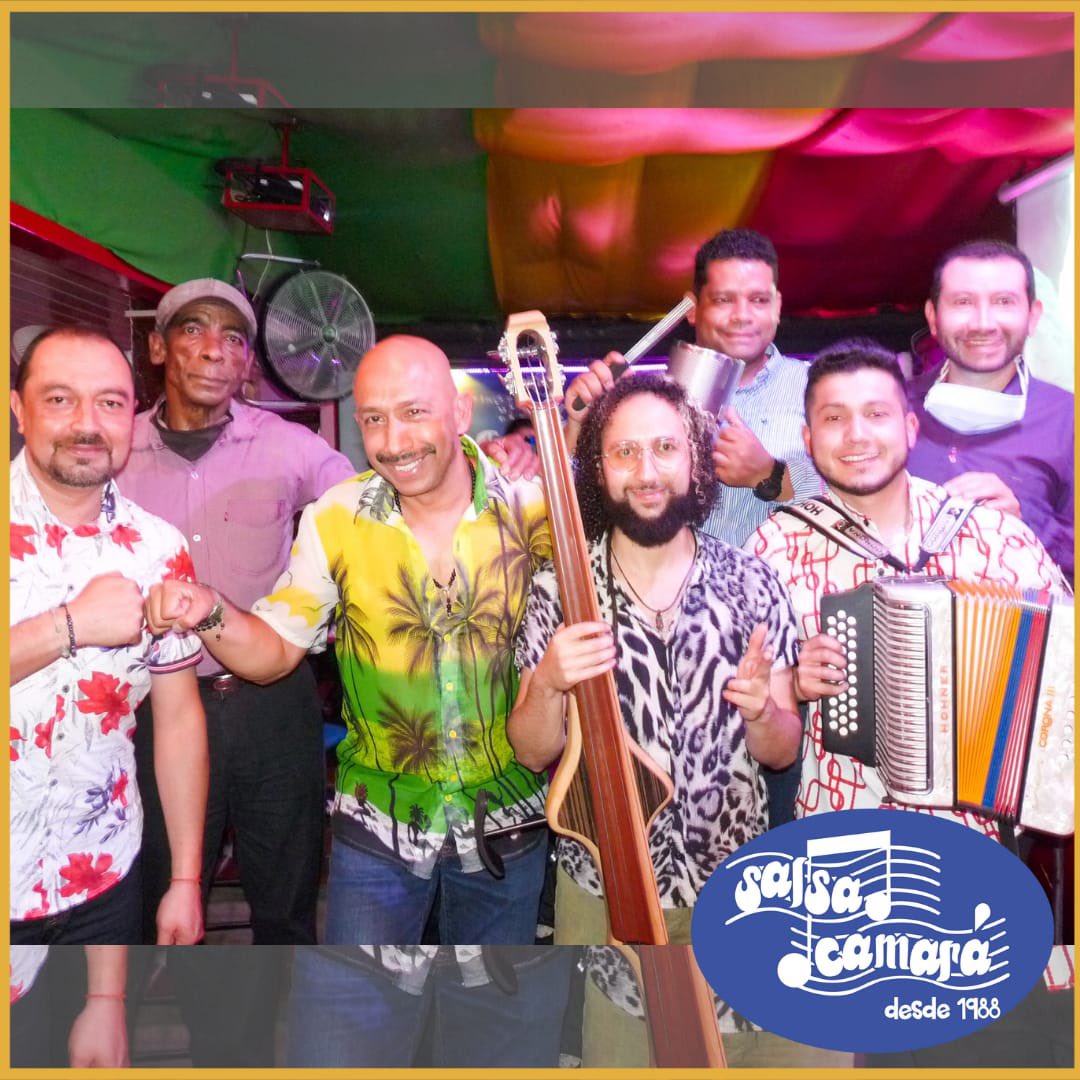 salsacamarabar's tweet photo. ¡Que buena fiesta junto Son Guaracha! 💃🕺🏻 no se pierdan de nuestros próximos eventos 🥳 https://t.co/AhjAgqkbVu