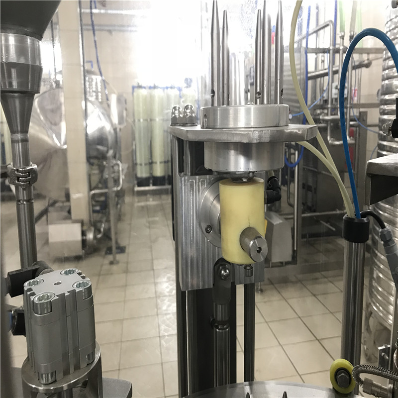 JDWater2018's tweet photo. Professional spirit focus on professional cup sealing machine. #cupsealingmachine #cupfillingandsealingmachine https://t.co/aGhpzF6Lzl