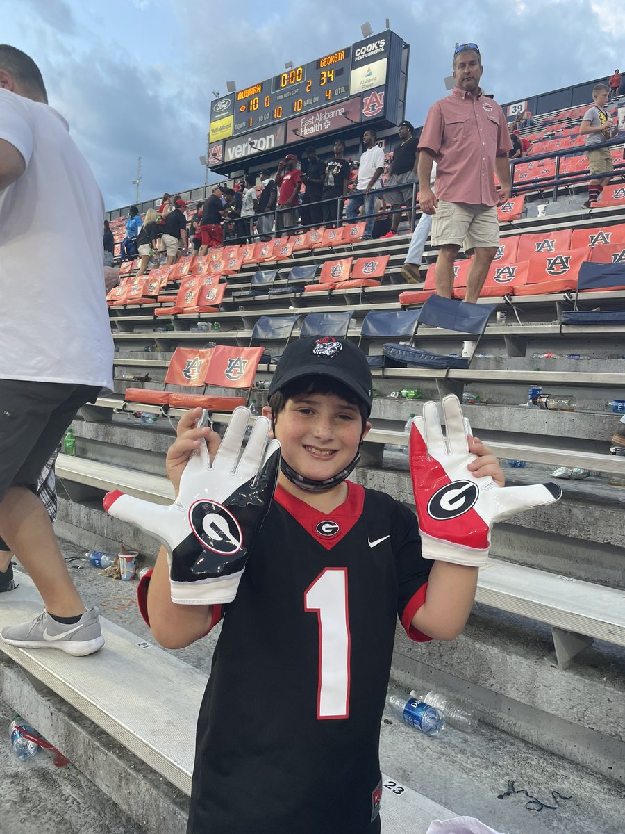 S Zweigel tweet media