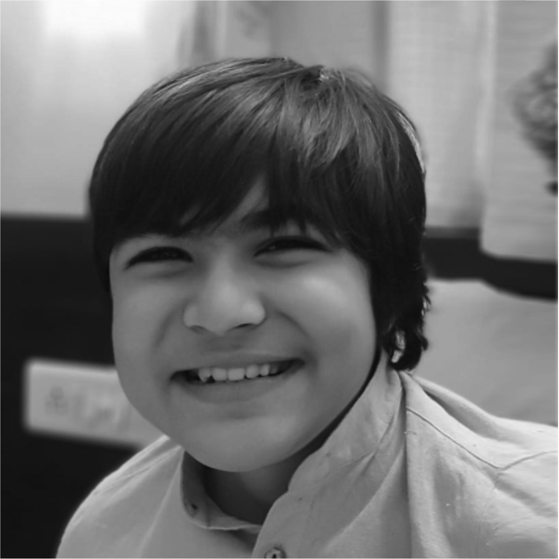 SandhyaJariwala's tweet photo. @Dizz1628 We spoke last year about Ayaan my son who is now 11years. Need funds for his treatment (gene therapy 53 exon skipping) which is just arrived. Ayaan is coming up with his first solo ART exhibition. Need funds to organise it. All the proceedings will go for his treatment. https://t.co/Aq0yLEHKcb