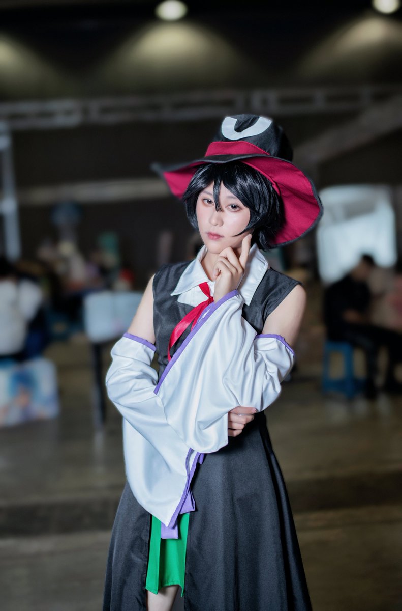 VoidWingsMAX's tweet image. My friend&apos;s cosplay, she is unable to register twitter, so I help her to upload. XD
【连缘COS】燕乐玄鸟COS正片
coser:贺茂二叶
化妆:吴寄鱼
摄影:晓柒
后期:贺茂二叶

北京时间 2021.10.10  0:00
玄鸟大人生日快乐！！ !
#cosplay
#lenen
#Tsubakura_Enraku 
#連緣 
#燕楽玄鳥