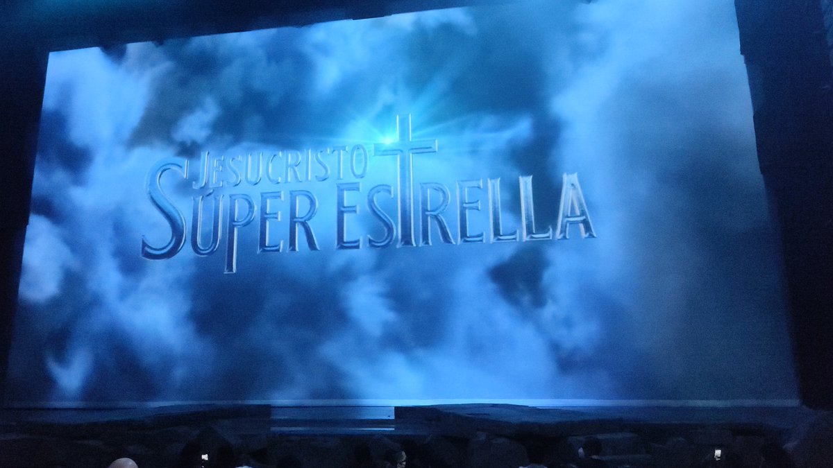 girardmiranda's tweet photo. Viendo @JSELMusical con @iambetocuevas 🙌🏻🙌🏻🙌🏻 https://t.co/3fQAuYn3bN