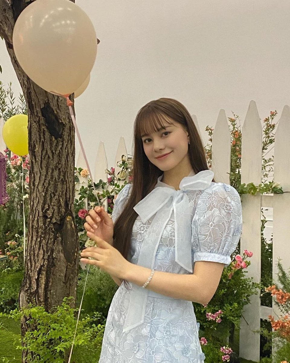 RBUM11's tweet photo. ニナのプリンセス感がハンパなく可愛い~🥰🥰
🌈🦁🐣🦢🐿🦥🐱🦙🐰🐶🌈
#ニナ #NINA #PrincessNINA
#NiziU #U https://t.co/FV3e7cPs6j