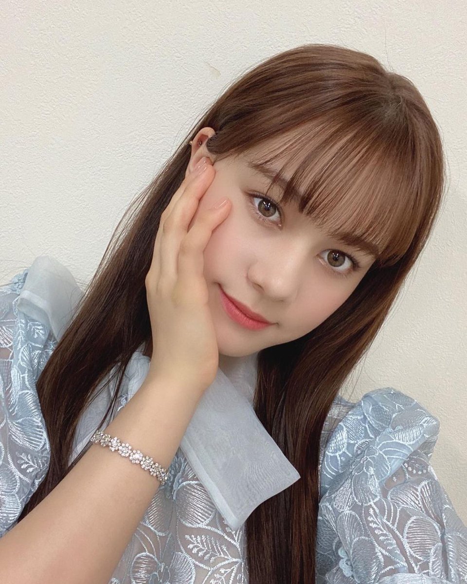RBUM11's tweet photo. ニナのプリンセス感がハンパなく可愛い~🥰🥰
🌈🦁🐣🦢🐿🦥🐱🦙🐰🐶🌈
#ニナ #NINA #PrincessNINA
#NiziU #U https://t.co/FV3e7cPs6j