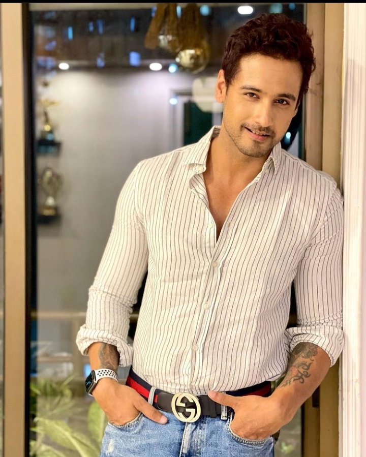 AngelYashian's tweet photo. @Yash_Dasgupta 
Wishing you the most important things in life; health, peace, love &amp; happiness. Happy Birthday… dear💝🎂🎂🎂💝💖💕💞💝 #HBDyashhD @YashhD_FC https://t.co/saewiM8fYK