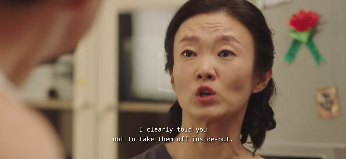 kdramacheese's tweet photo. After all, it's not about the shoelaces nor the socks. It's about wives who spend their lives trying to seek for appreciation with their partners. It's about hinting that we should atleast, even once be grateful for them for all their sacrifices as a woman.
#HometownChaChaCha https://t.co/8jRqCx2G4x