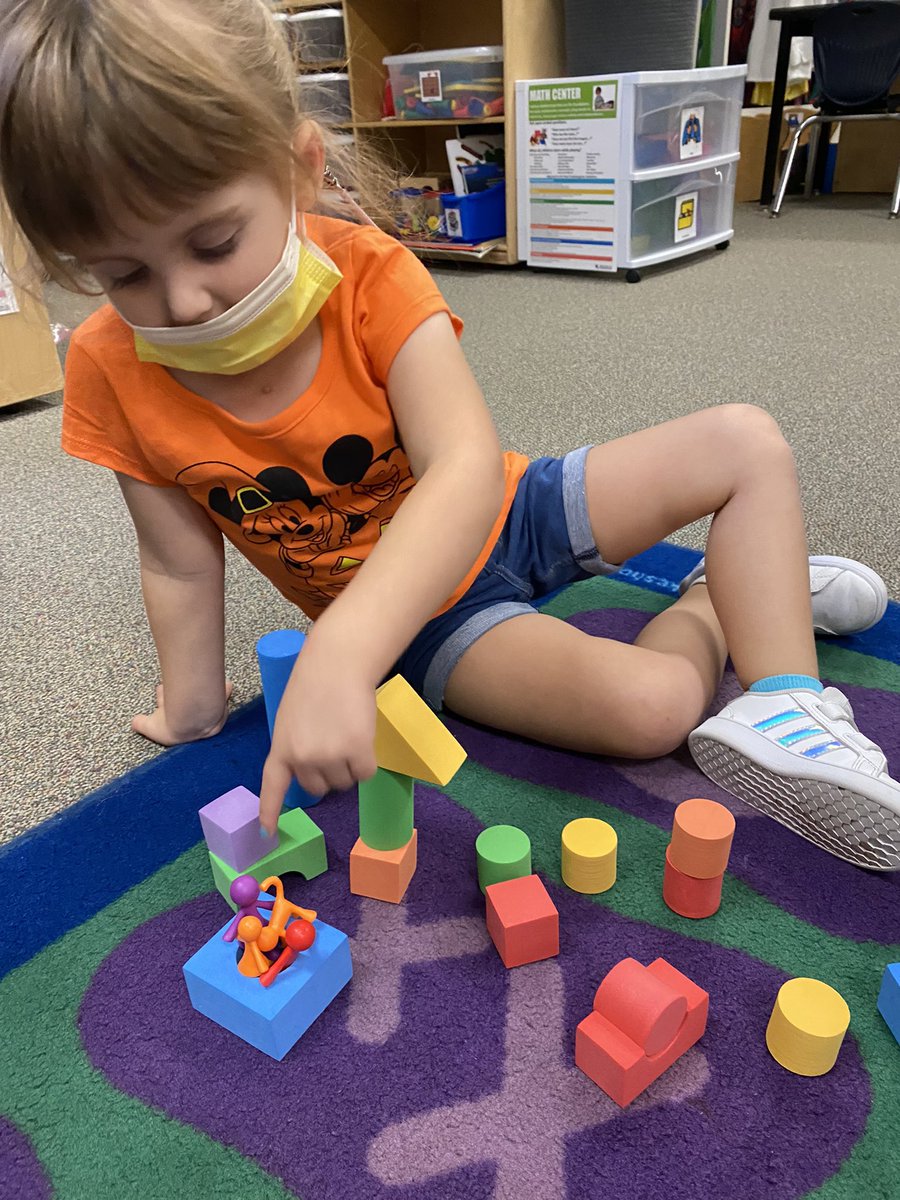 Ashley Tomlin tweet media