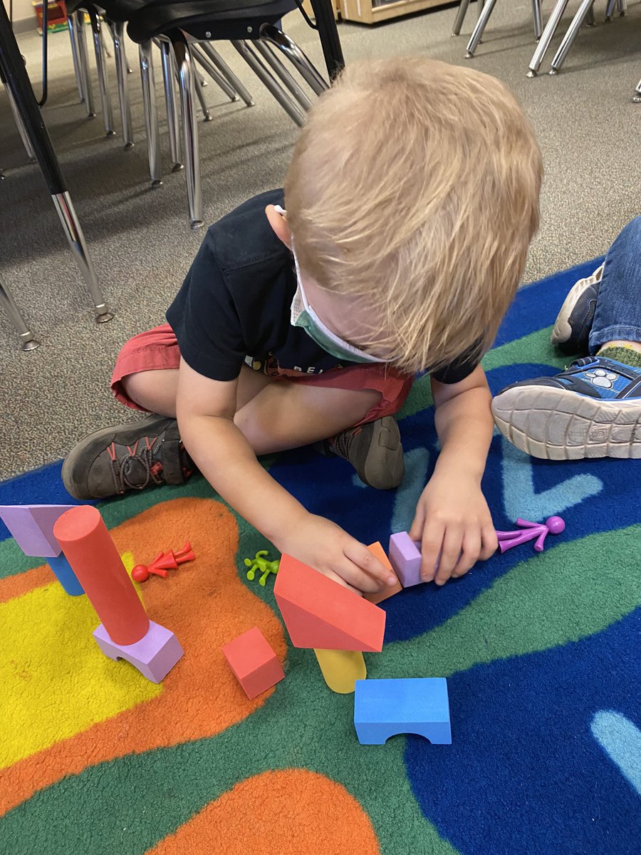 Ashley Tomlin tweet media