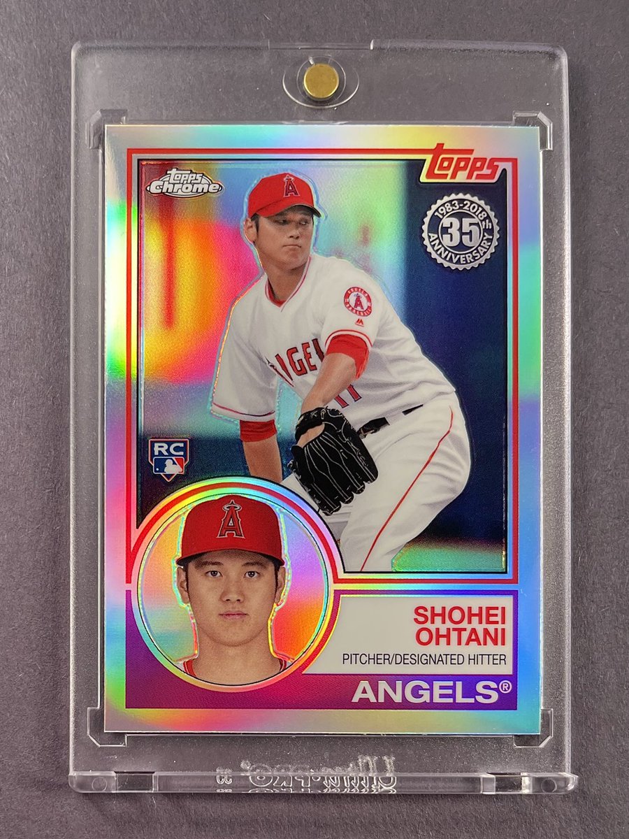 🚨Giveaway🚨 

I just reached 15,000 followers! 

Appreciate y’all so I’m giving away this Shohei Ohtani Rookie Refractor Card! 

📌 Just retweet &amp; like to win. 

I’ll go live Monday night to run the giveaway :)