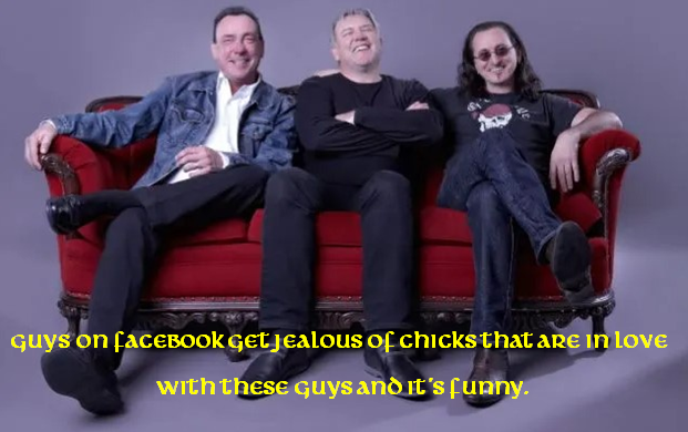 AliceLooknGlass's tweet photo. Over time I have noticed comments from guys on FB re: RUSH and & the girls that love them. So I was inclined to make this because it's funny and it's true.
😁☺️😍👍
@RushFamTourneys
#MemeGirl #MemeWars #GeddyCornGirl #LRXTGRL https://t.co/MRv0pM7etR