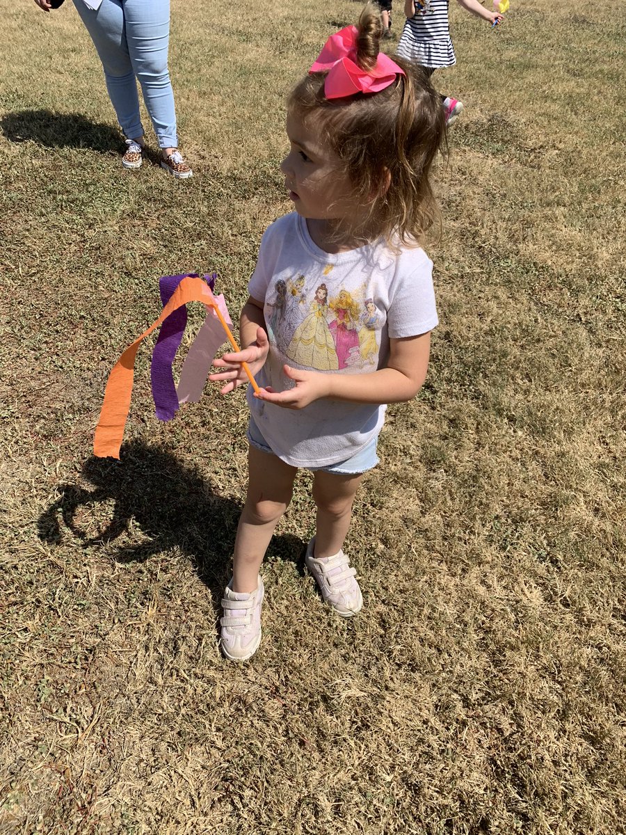 Ashley Tomlin tweet media