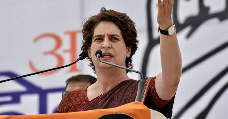 thispodcastguy's tweet photo. RT if you want Priyanka Gandhi to be the next CM of Uttar Pradesh. https://t.co/DmrBH4cVDz