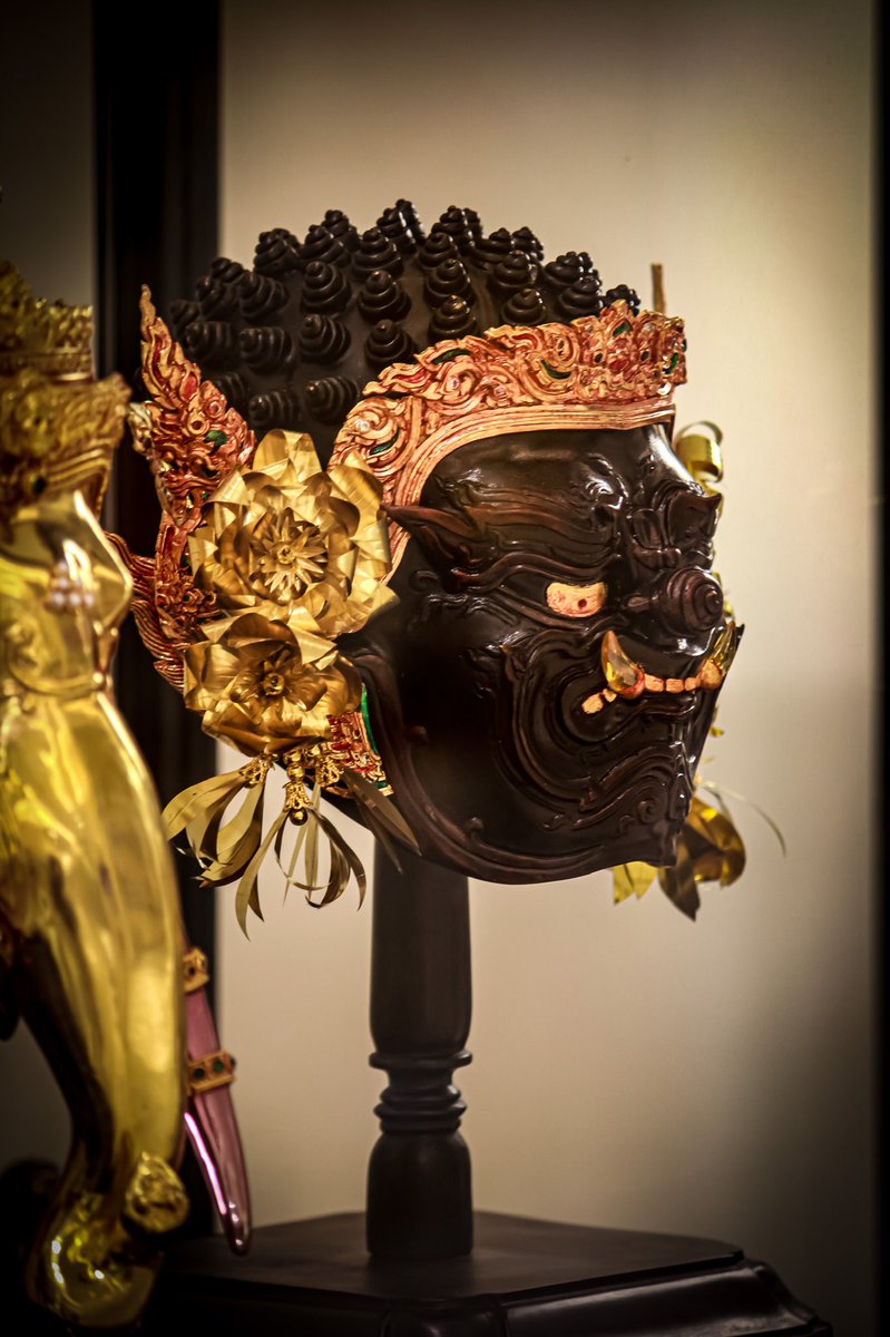 Avatar_Tears's tweet photo. Batuk Bhairava Head #thaipattern #head #woods #artwork #hardwork #carvedwood #wood #carved #carver #gilded #khon #camera #photography #photographer #travel #traveler #canonthailand #70d #ศิลปะไทย #หัวโขน #พระพิราพ #พระไภรวะ #ramayana #รามเกียรติ์ #bhairava #batuk #batukbhairav https://t.co/PM4kZoKy7k