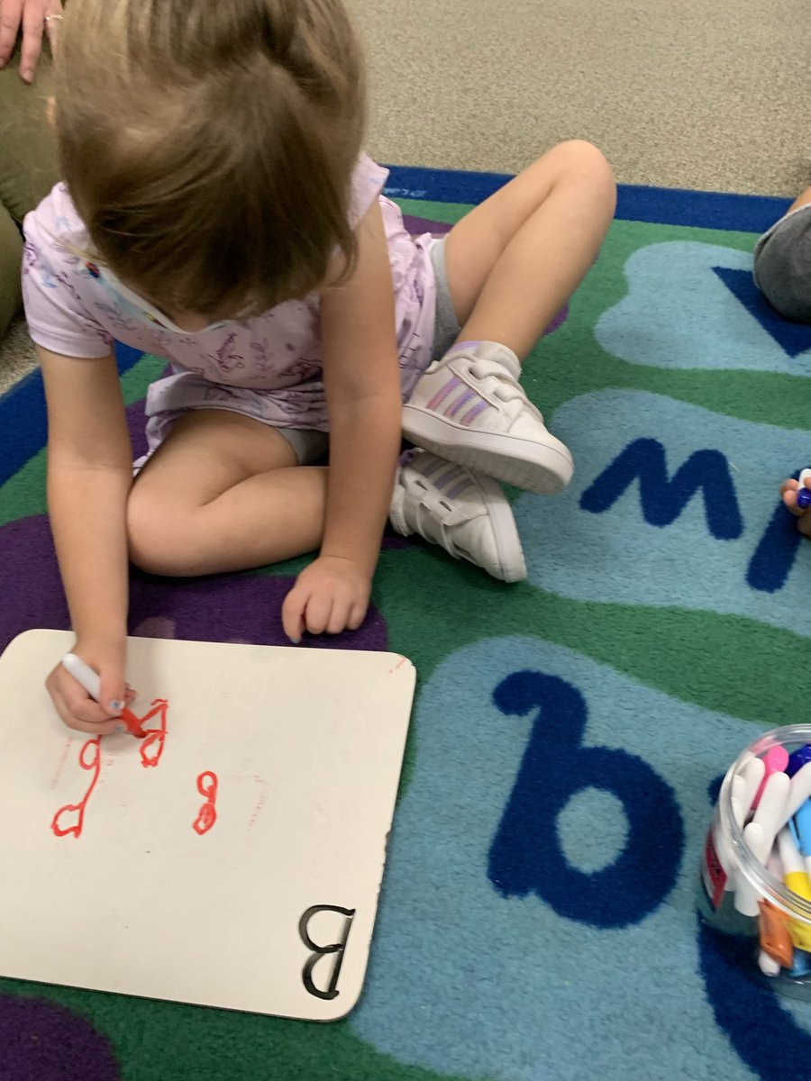 Ashley Tomlin tweet media