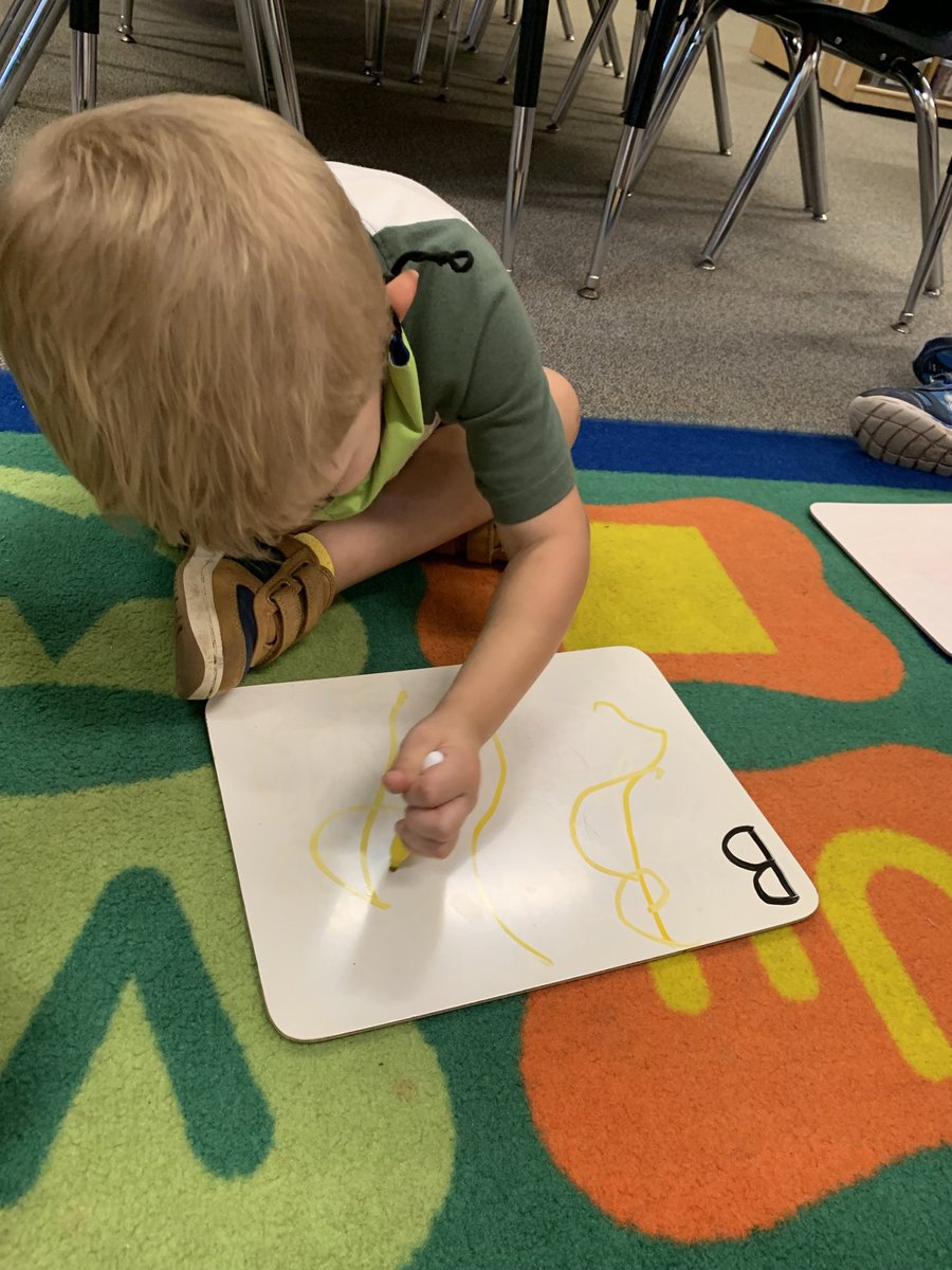 Ashley Tomlin tweet media