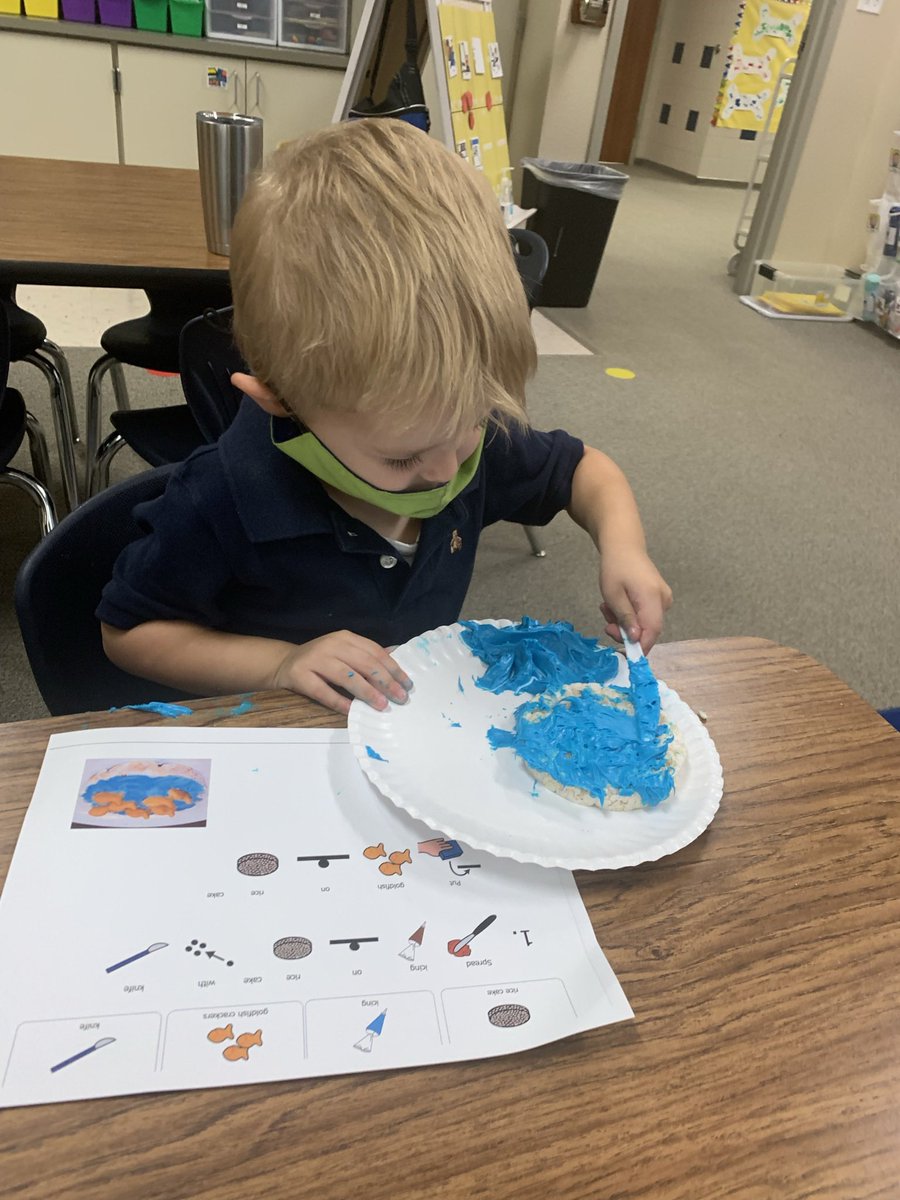 Ashley Tomlin tweet media