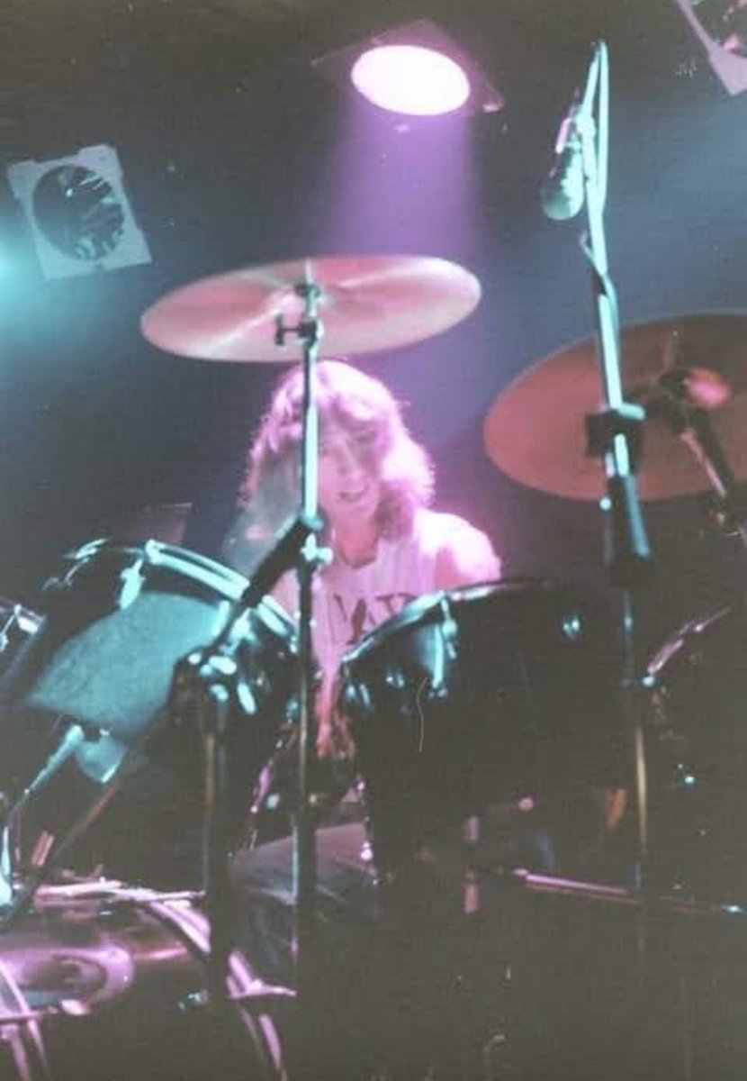 BradleyTim's tweet photo. Just a typical Saturday night for me from 1982. Smokey bar, fog machines, explosive devices and on bass for a loud, kick-ass rock band. No money, no security, in there six nights a week but sometimes I so miss doing that. I just got off the phone with the drummer. #StillBuds https://t.co/CaH9mi3GR4
