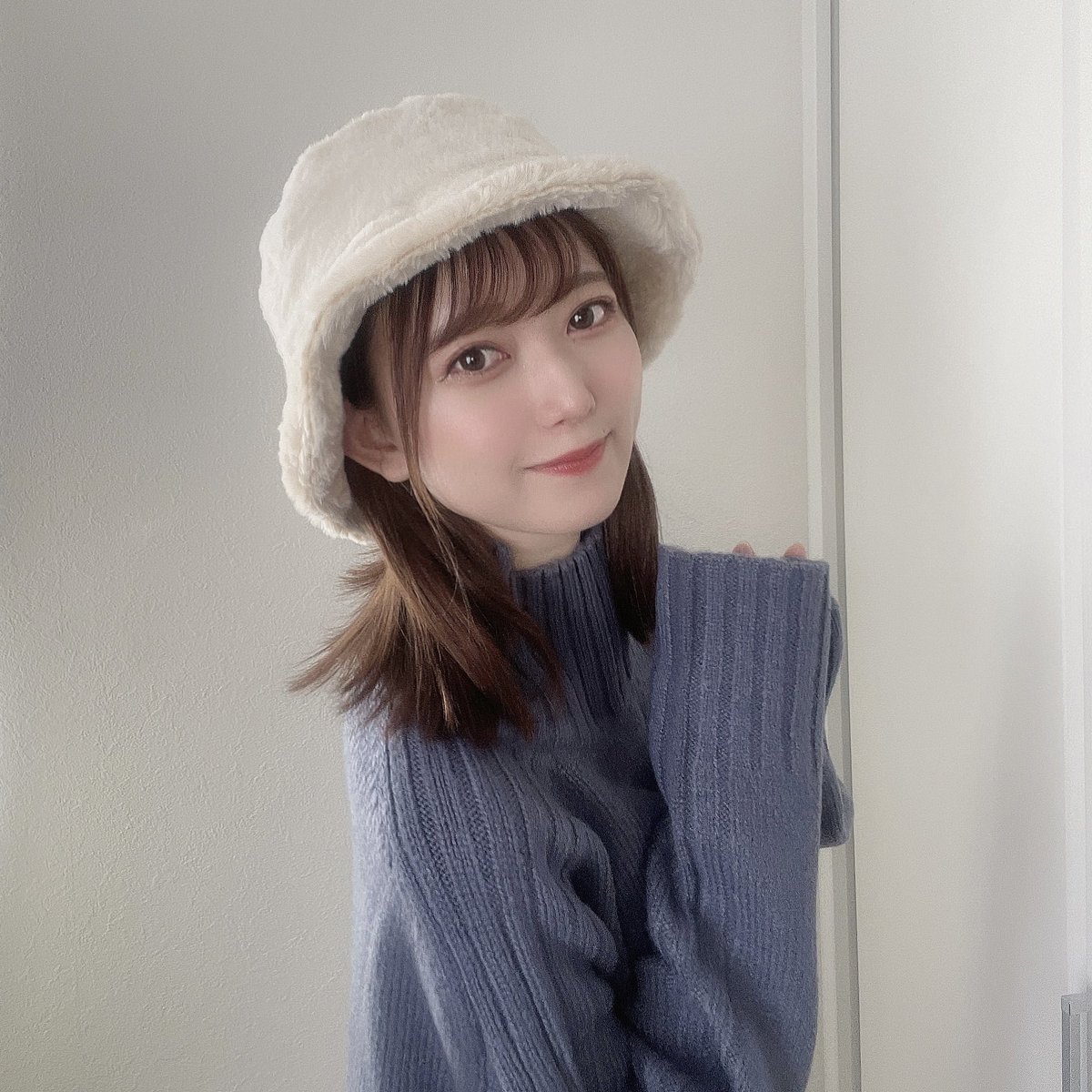 __mayotan__'s tweet photo. グレイルレポ🥂
ファーバケットハット￥1199
ハイネックニットトップス ￥1799
バケハ当たりすぎてグレージュも急いで買った！💮まだ在���ありました🥺💓
 #GRLレポ  #グレイル購入品 https://t.co/ZkaUceT9KK
