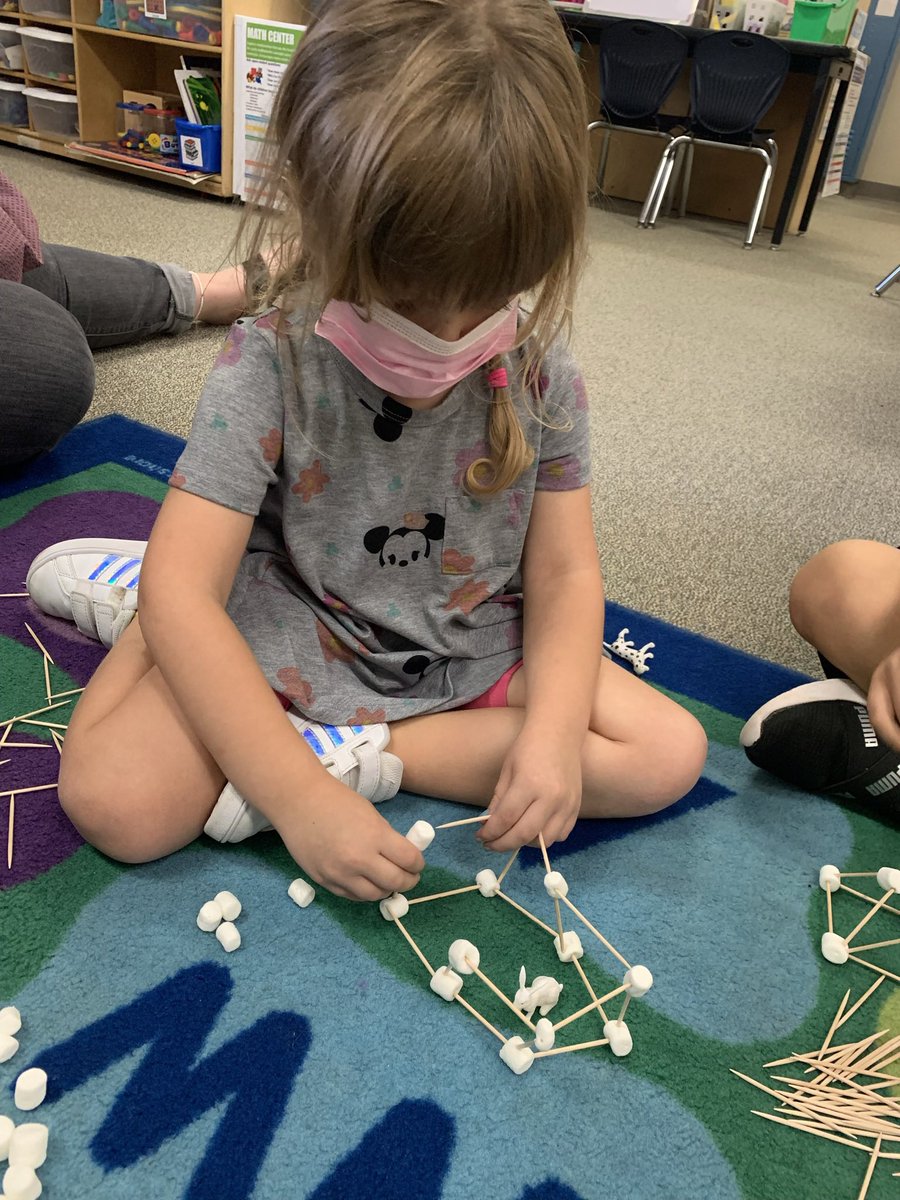 Ashley Tomlin tweet media