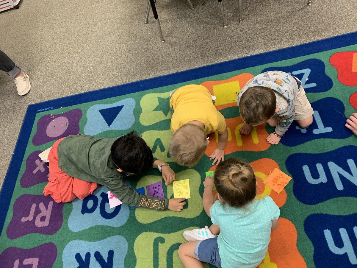 Ashley Tomlin tweet media