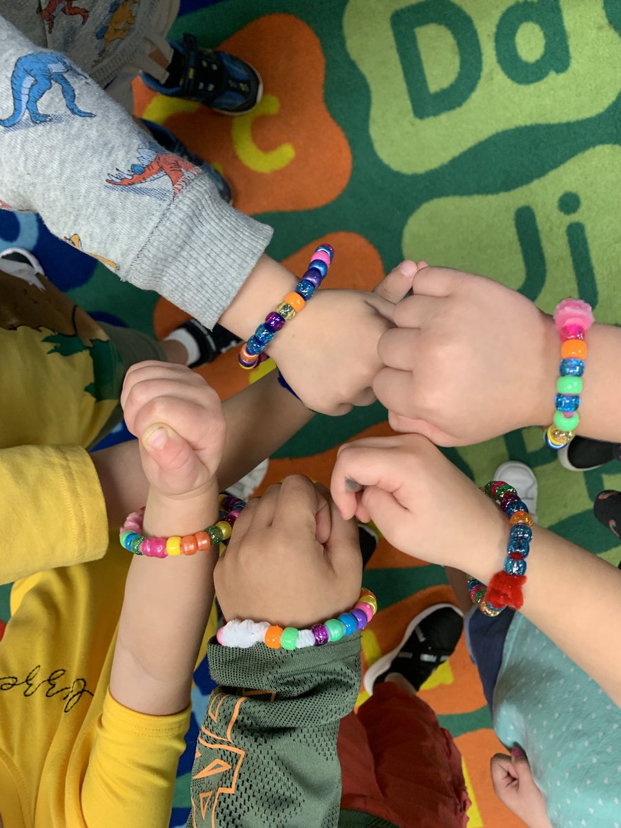 Ashley Tomlin tweet media