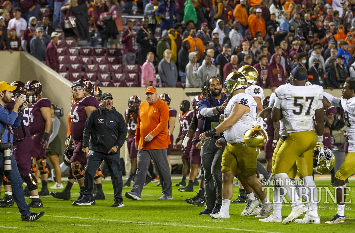 TheRobFranklin's tweet photo. This way my view of the "fight" following #NDvsVT. 
As always, please check out my photo gallery and consider subscribing so I can keep making trips like this: https://t.co/elgdP0pJX6 https://t.co/UAEzS6lQFg