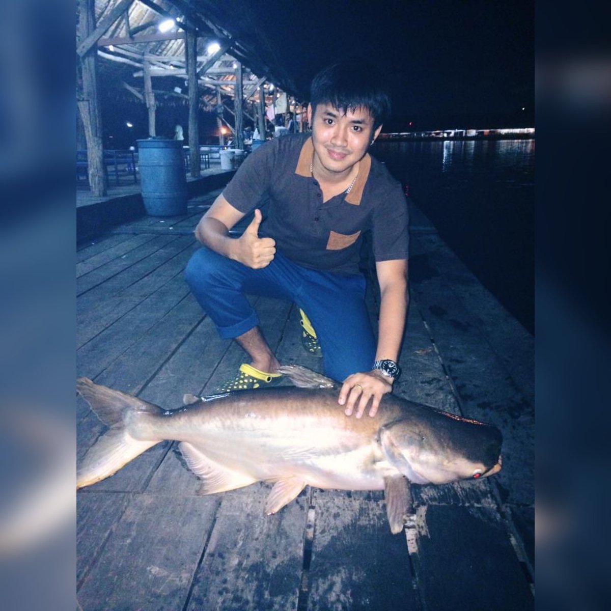 Pklim14's tweet photo. 🌈Gᴏᴏᴅ Mᴏʀɴɪɴɢ✌️

จับปลา🐟ให้เขากิน…เขาก็จะอิ่มแค่มื้อเดียว
แต่ถ้าสอนเขาจับปลา🐟…เขาจะอิ่มไปทั้งชีวิต

พลังใจดีๆ❤️จาก #Daddyออนไลน์ #โค้ชเปี๊ยกสอนออนไลน์ #โค้ชออนไลน์  #สอนขายของออนไลน์ #appteam   #เอพีพีทีม #onlinecoach #onlinemarketingcoach #สร้างแรงบัลดาลใจ #พลังบวก https://t.co/D3lvPuOQpg