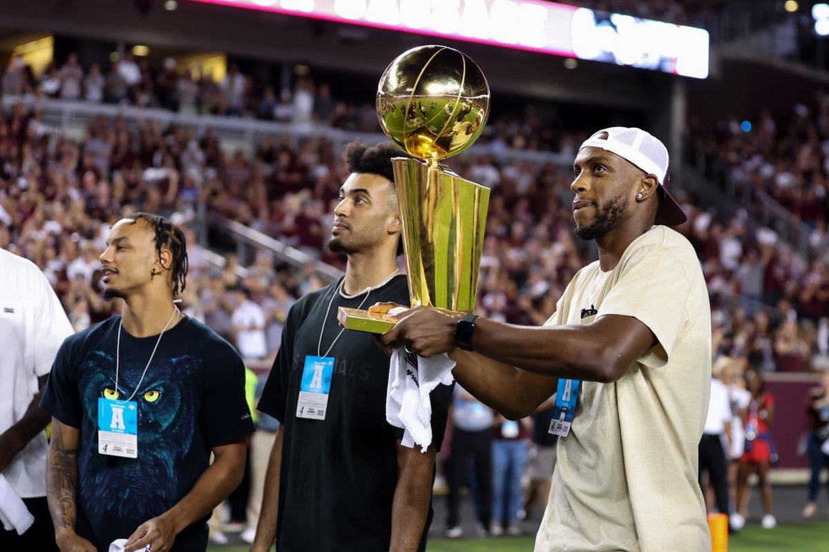 aggiembk's tweet photo. TALK ABOUT A GOOD LUCK CHARM 🏆

BIG W @AggieFootball‼️ https://t.co/WTqwKWa4tk