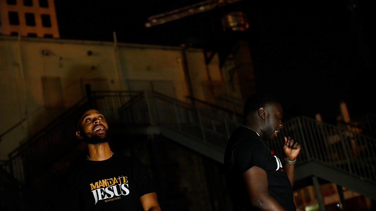 Jrod_Price's tweet photo. New video dropping next week 🔥🔥 
#Musicvideo #dropping https://t.co/aAR9122JEo