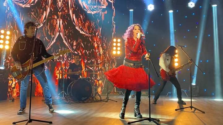 victorsotoofici's tweet photo. #QueremosRock #NotiRock #KennyYLosElectricos
La madre del #RockMexicano KENNY Y LOS ELÉCTRICOS estuvieron en #VLA de #TvAzteca el día de hoy.... Dando muestra de que el #Rock está más vivo que nunca... Yeah!
KENNY Y LOS ELECTRICOS https://t.co/L7tLxXKWwy
