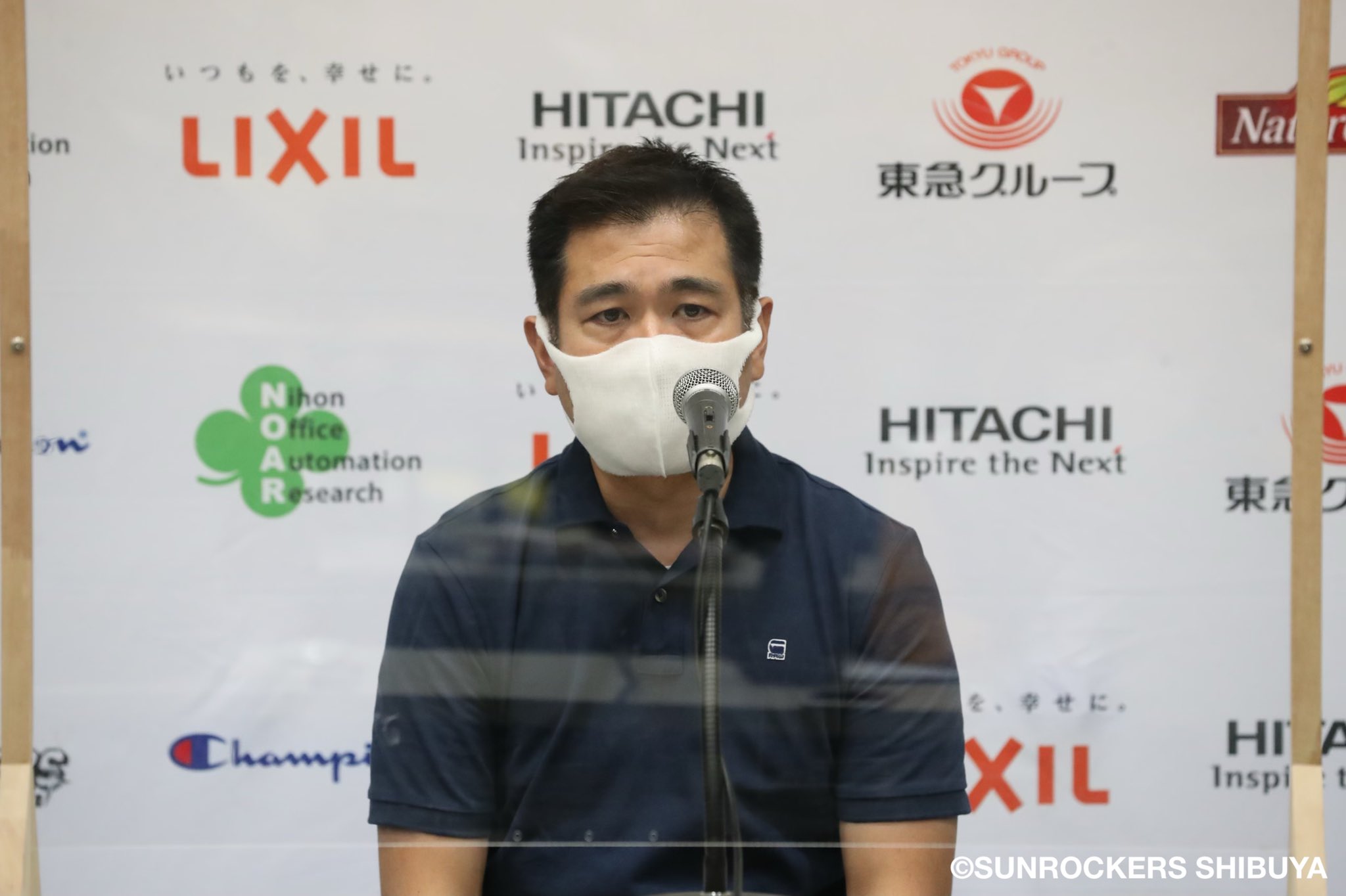 تويتر サンロッカーズ渋谷 على تويتر 伊佐hc コメント 昨日と真逆のゲームになりました フィジカルバトルで負けて ターンオーバーを多く出してしまいました メンバーチェンジやタイムアウト いろんな形で流れを止めて 流れが来るように仕向けましたし 選手も