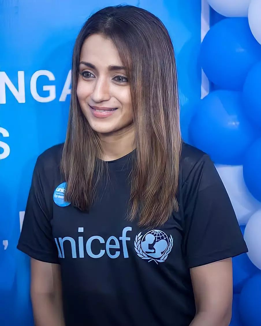 FBU0qeTVUAYKdi2?format=jpg&name=medium