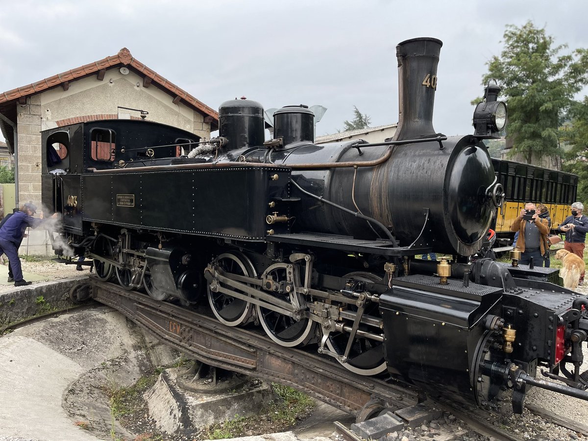 Samedi, je participais à la 1ère édition de l’Automnal Gourmand et aux 400 ans du marché de #Lamastre. Une belle vitrine pour nos produits du terroir et la châtaigne d’#Ardèche ! 🌰🚂
