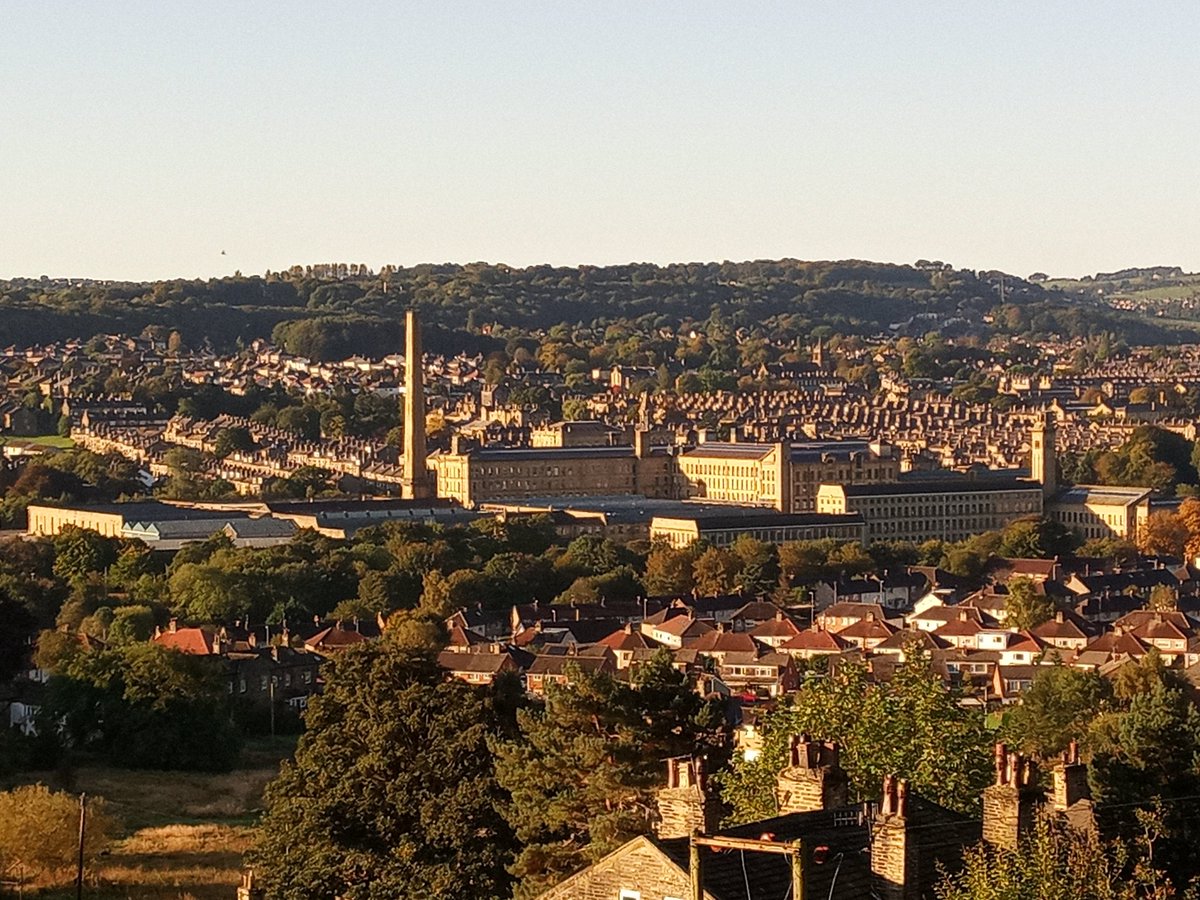 Salts Mill in the autumn sunshine, I never get tired of this view 😎