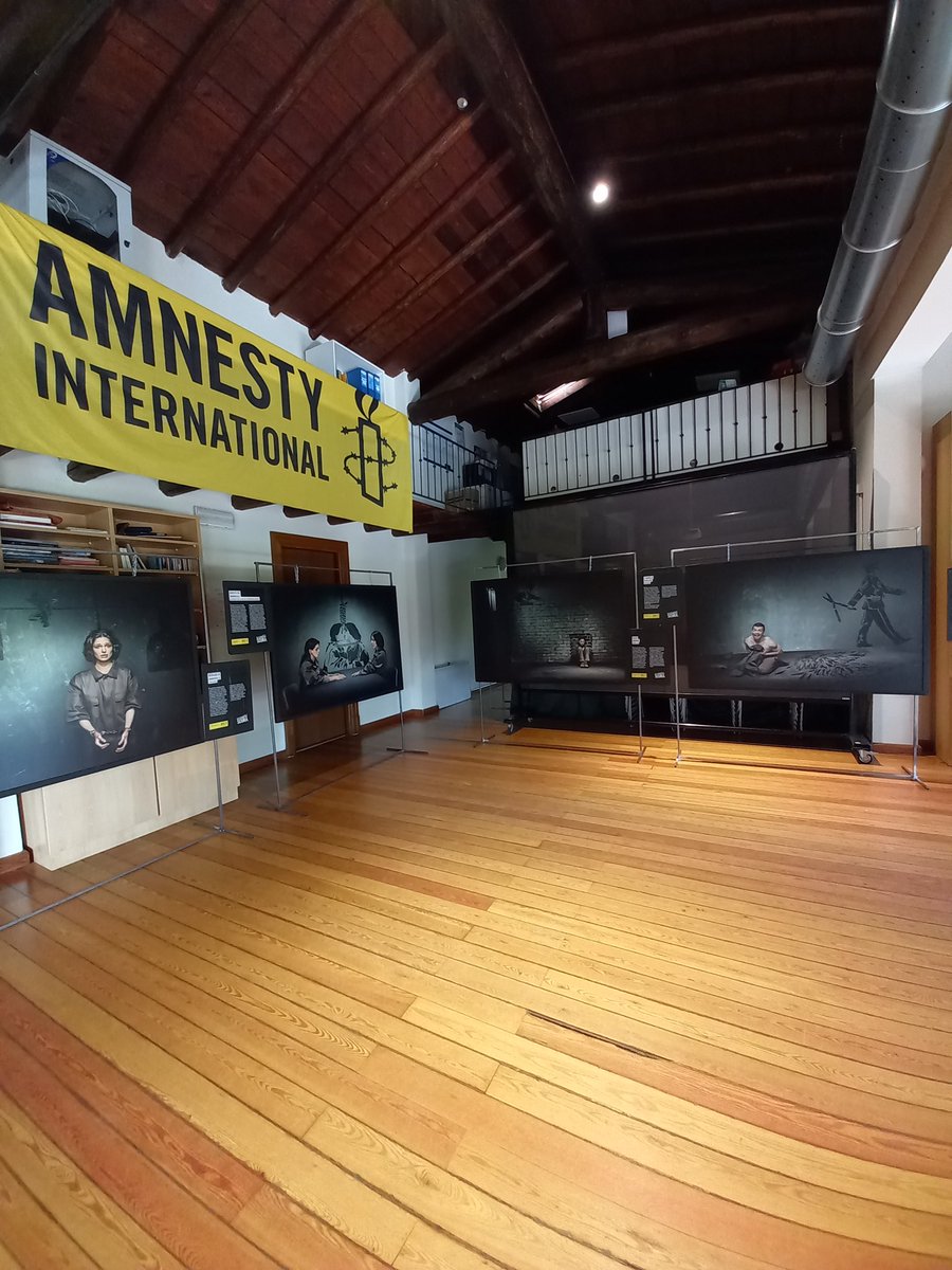 AmnestyBS's tweet photo. Oggi, giornata internazionale contro la pena di morte, la mostra fotografica "La Camera Scura" esposta alla Cascina Parco Gallo (BS), sarà aperta dalle 10 alle 19. 
VI ASPETTIAMO! 
Consulta gli orari dei prossimi giorni nella locandina. https://t.co/wOHkRgthC1