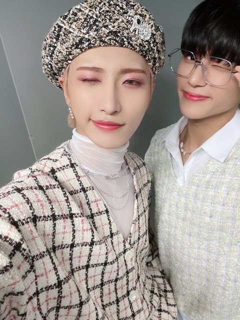 updateez's tweet photo. {FANCAFE}

Seonghwa posted on ATEEZ TALK!

#ATEEZ #에이티즈 #SEONGHWA #성화 https://t.co/IMpPpdIdjh