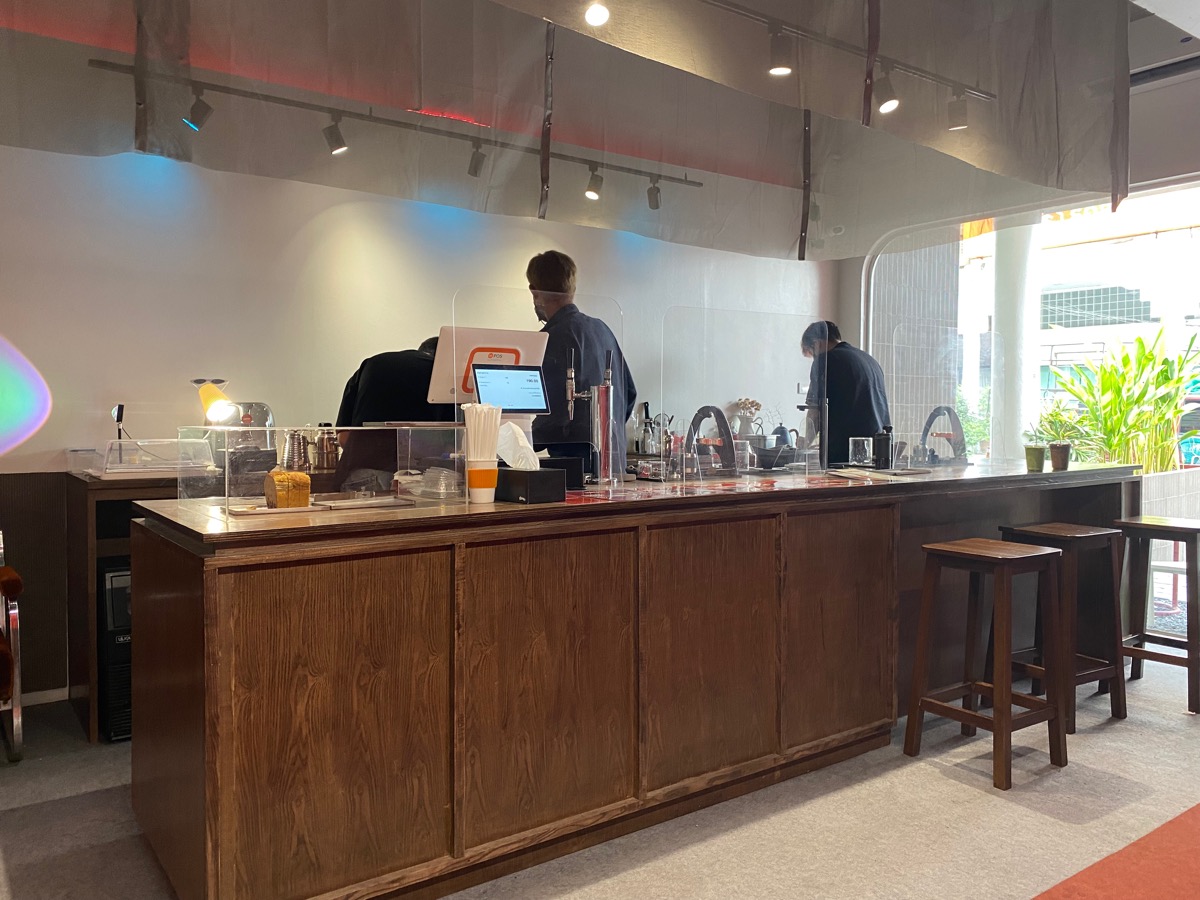 BESTEREATS's tweet photo. ร้านเปิดใหม่ เป็น Hostel เก๋ น่าไปพักค่ะ
My Girl Nitro Coldbrew ส้ม มะนาว และช็อกโกแลต ดีงามค่ะ ลงตัว ดื่มง่ายเหมาะกับอากาศร้อน
Iced Americano รสชาติดี คั่วกลาง หอม ไม่ขม ดื่มง่าย
ร้าน โฮมบอย
📍อยุธยา
✏️Mummy Sombatsiri
อ่านเพิ่มhttps://t.co/bTMTnO1KW5
#RettyTH #คาเฟ่อยุธยา https://t.co/ulcvC6VcM2