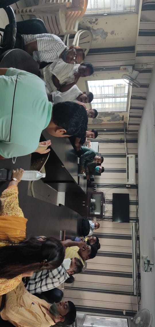 આજના વેકસીનેશન મહાઅભિયાન માં પરિણામ લક્ષી કામગીરી થાય તે અંતર્ગત સવારે 9.00 કલાકે  તાલુકા પંચાયત ગાંધીધામ ખાતે તાલુકા વિકાસ અધિકારી / મામલતદાર શ્રી ની ઉપસ્થિતિ માં C.R C. ની મીટીંગ <a href="/KutchDdo/">DDO Kutch</a>  <a href="/DrdaKachchh/">DirectorDRDAKachchh (Kutch)</a> <a href="/pkumarias/">Pankaj Kumar</a> <a href="/CdhoKutch/">CDHO Kutch</a>