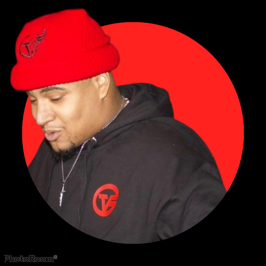 MelodikMk's tweet photo. #NewProfilePic https://t.co/lrRKuF5RCD