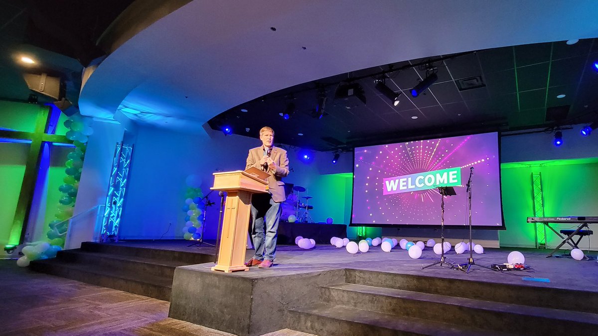 PastorJimLyon's tweet photo. Unforgettable line-up tonight at ChoG New Beginnings Albuquerque, as its cool new ministry center was dedicated, including: Albuquerque Mayor Tim Keller, Melba Davila, Pastor Richard Mansfield's son, Rick, Arnetta Bailey, Tim "Bamba" Lusitana, and Davila Family Music. #JesusToo https://t.co/sF0BYxHjDF