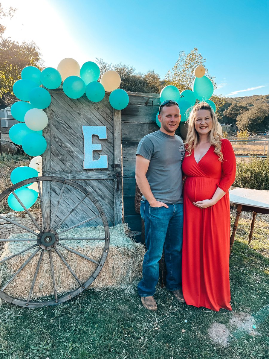 karissaasky's tweet photo. Baby Everett was very blessed last weekend with friends and family who already love and spoil him ♥️ https://t.co/rMlfKvvDEP