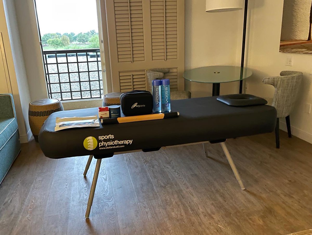 StefanDuell's tweet photo. My office at @BNPParibasOpen 🎾🌴🌵⛰☀️
📍Indian Wells, California 🇺🇸
Thanks to my supporters:
➡️ @Blackroll_com
➡️ @VOSSWater
➡️ #Keytec
➡️ #SEIRIN
➡️ @DynamicTape
➡️ #Premax
➡️ #BellaBambi
➡️ @HEAD_Tennis
➡️ @StaminaPro
➡️ #NUBISphysio
➡️ @FasciitisF https://t.co/bHwAbHBW6G
